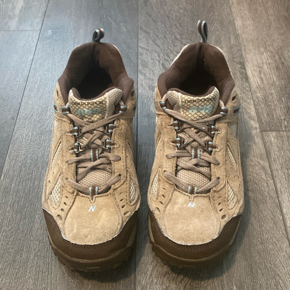 New Balance Brown Walking/Hiking Shoes Size 7.5